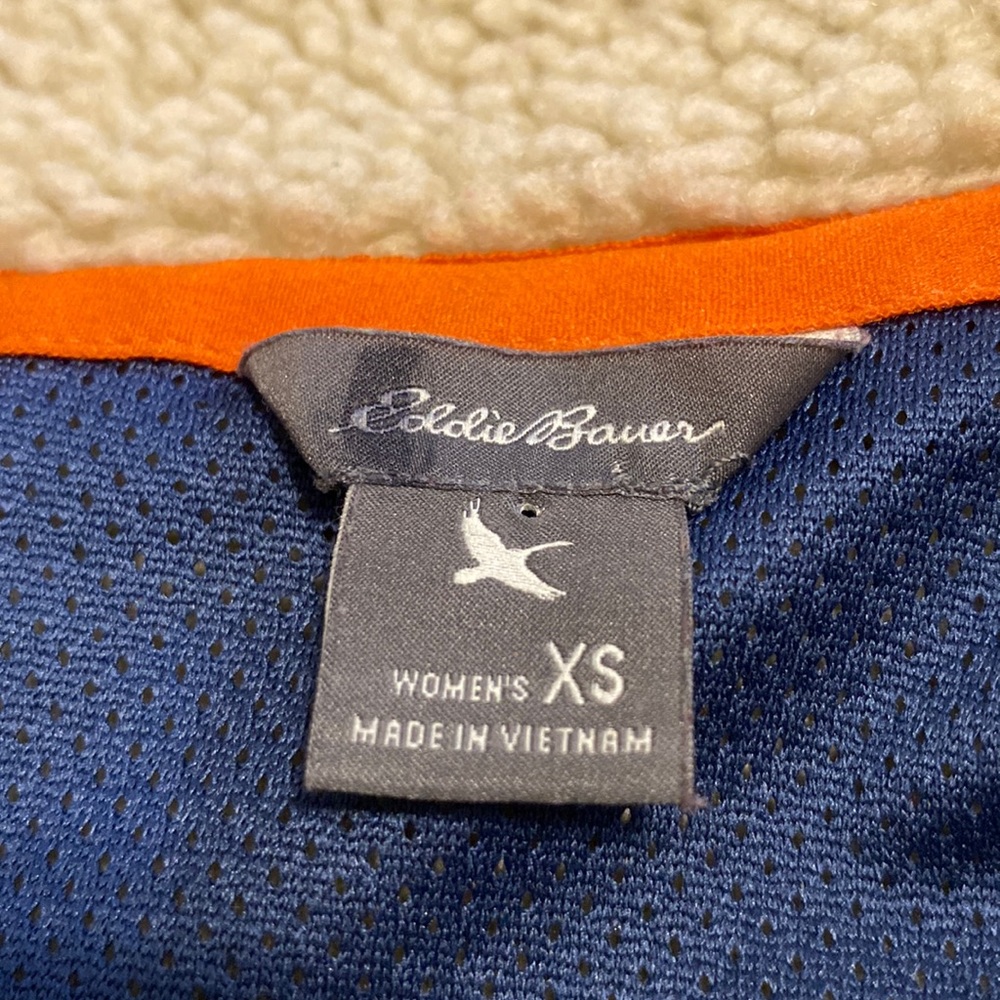 Eddie Bauer- Fur Vest. Size XS. - Picture 3 of 8